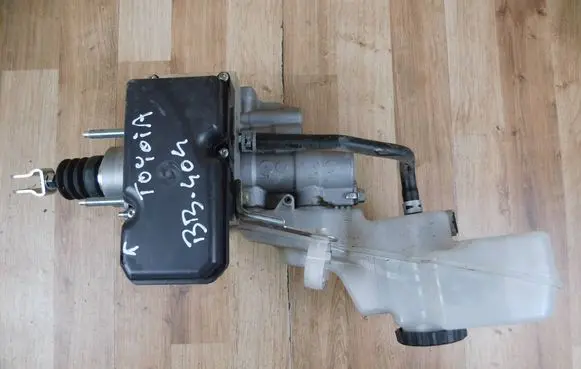 Toyota C-HR I Master brake cylinder 4721010380
