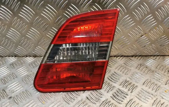 Mercedes-Benz B W245 Tailgate rear/tail lights