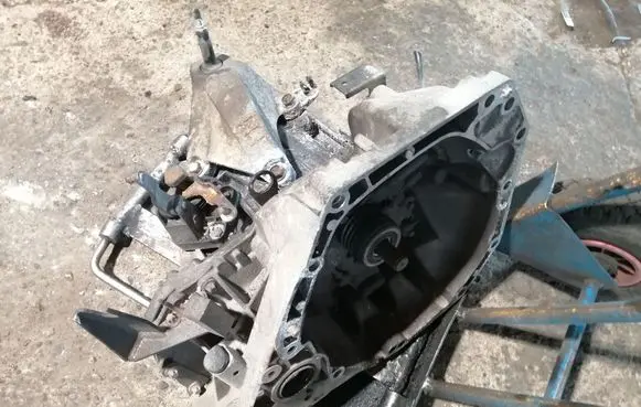 Nissan Tiida C11 Manual 5 speed gearbox