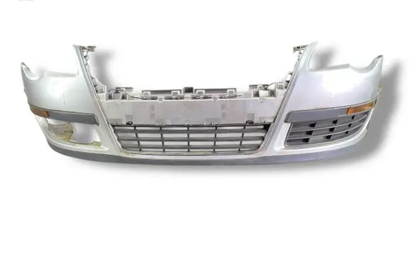 Volkswagen PASSAT B6 Front bumper