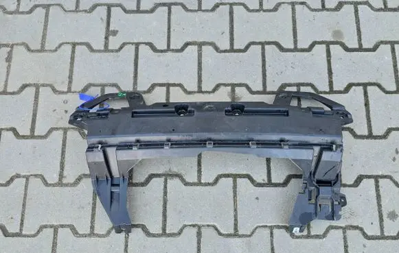 BMW iX Rear bumper mounting bracket 9491445