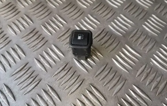Volkswagen Golf IV Fuel tank opening switch 3B0959833