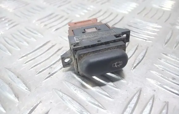 Renault Laguna I Central locking switch button 7700045435