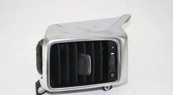 Porsche Panamera (970) Rear air vent grill 970553171