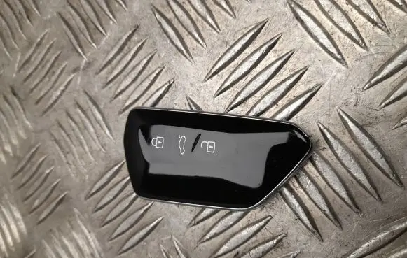 Volkswagen Golf VIII Ignition key/card 5H0959753G