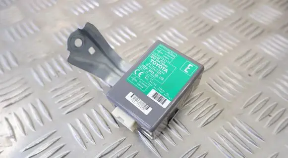 Lexus LS 460 - 600H Door central lock control unit/module 8974050090
