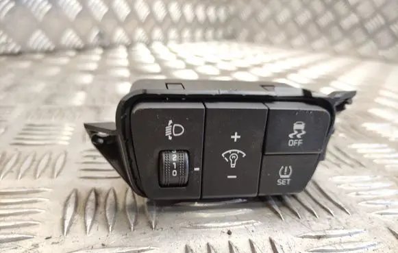 KIA Rio A set of switches 84757H8000