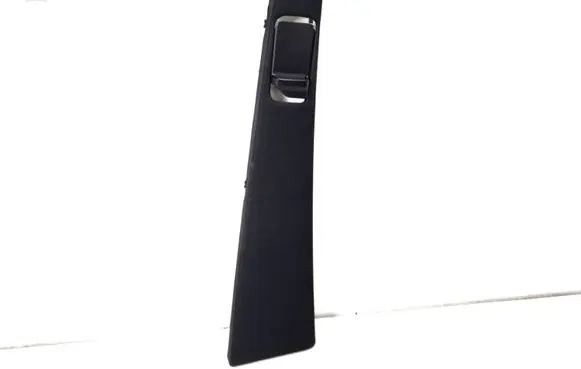 Mercedes-Benz GL X164 (B) pillar trim (top) A1646909825