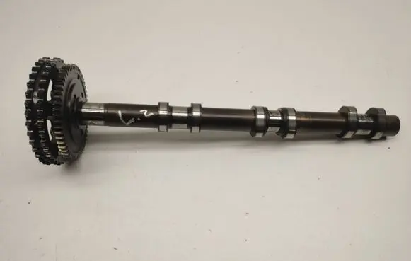 Mercedes-Benz E W212 Camshaft A6420503501