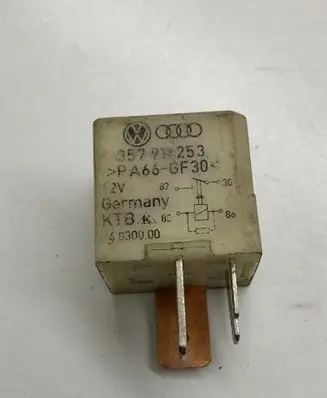 Volkswagen Golf IV Other relay 357911253