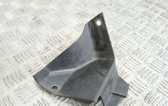 Ford Fiesta Other engine bay part C1BB8122B