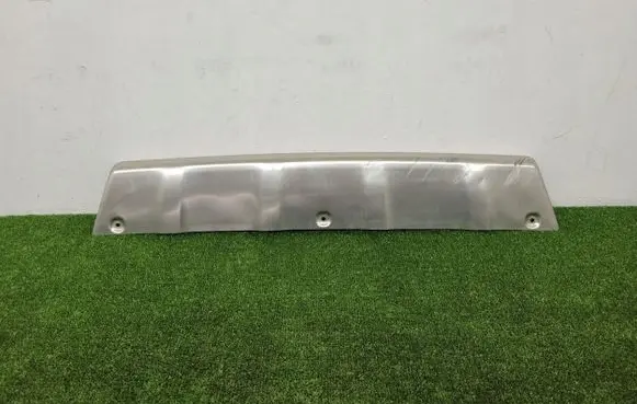Volvo XC90 Front bumper splitter molding 9204531