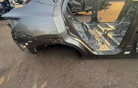 Nissan Ariya Rear quarter panel 