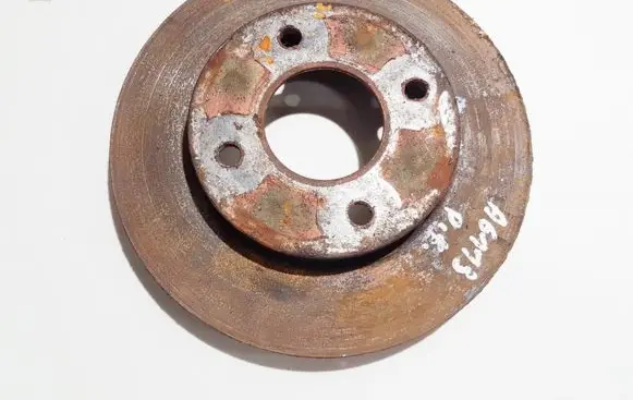 Mitsubishi Colt Front brake disc ventiliuojamas