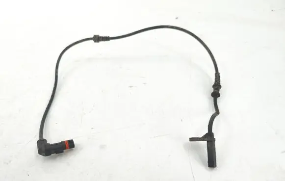 Mercedes-Benz C W204 ABS brake wheel speed sensor A2049057900 2105407681