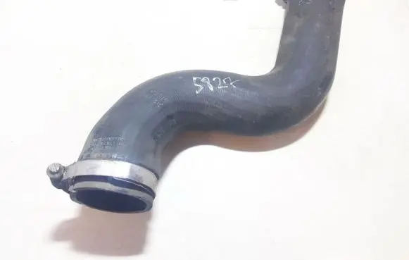 Audi A5 8T 8F Intercooler hose/pipe 8k0145737k