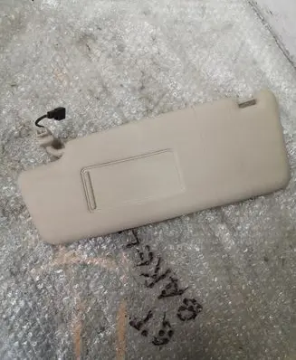 Volkswagen PASSAT B7 USA Sun visor 561857551
