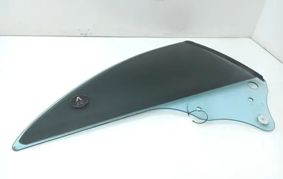 Mercedes-Benz CLK A209 C209 Rear side window