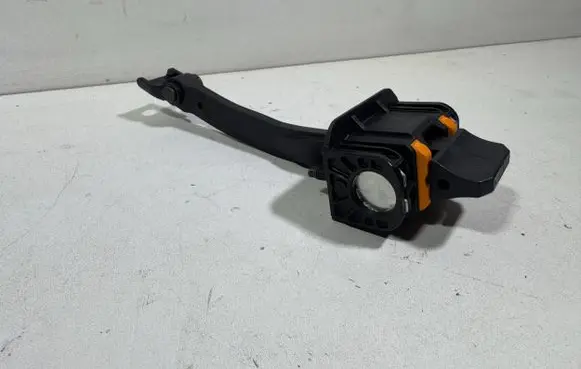 Mercedes-Benz Sprinter W907 W910 Front door check strap stopper A9107205900 9107205900