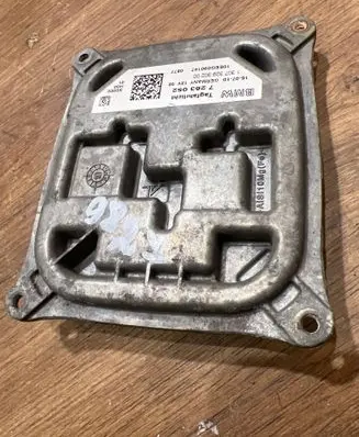 BMW 3 E92 E93 Headlight ballast module Xenon 7263052 EG090147 732930200