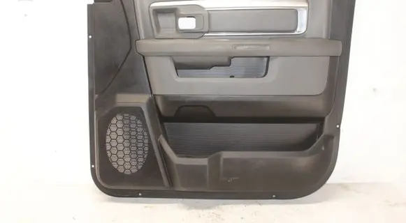 Dodge RAM 1500 DS Front door card panel trim P1VY481A8AG