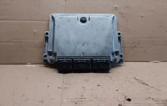 Peugeot 407 Engine control unit/module 9663696780 0261208266 9648554780