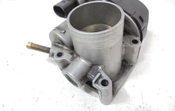 Volkswagen Polo IV 9N3 Electric throttle body valve 036133062