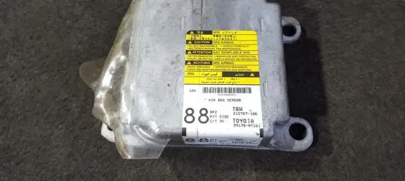 Toyota Avensis T250 Airbag control unit/module 215767106 TRW215767-106