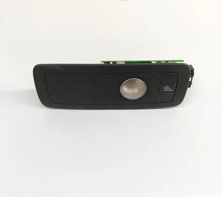 Volkswagen Touareg II Front seat light 7P6947291T