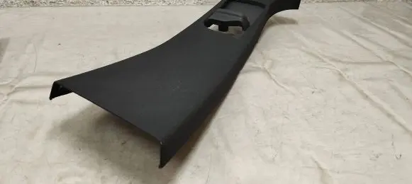 (B) pillar trim (top)