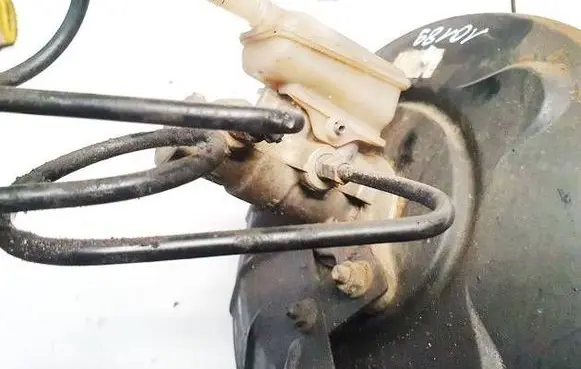 Master brake cylinder