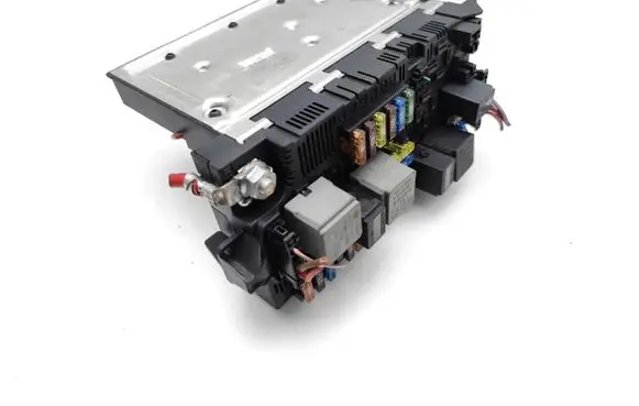 Mercedes-Benz E W211 Fuse module 2115457701