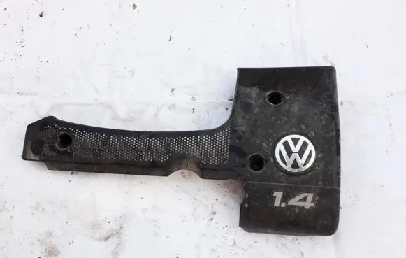 Volkswagen Polo III 6N 6N2 6NF Engine cover (trim) 030103935