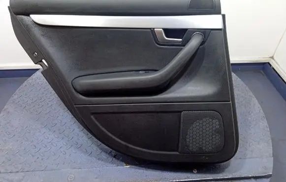 Audi A4 S4 B7 8E 8H Door card panel trim set 8E0867305A