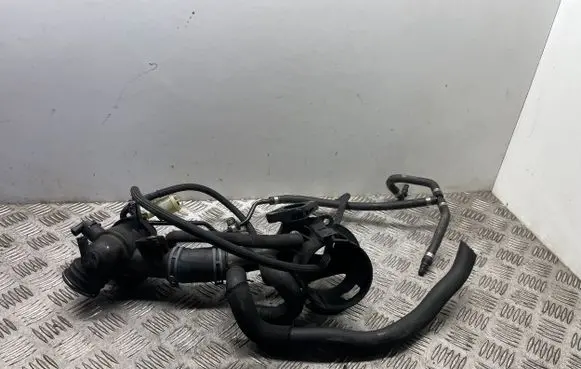 Mercedes-Benz C W204 Engine coolant pipe/hose A2045012225 A6512031682 A6512001056
