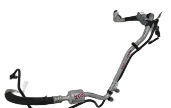Peugeot 208 II Air conditioning (A/C) pipe/hose 9826366780