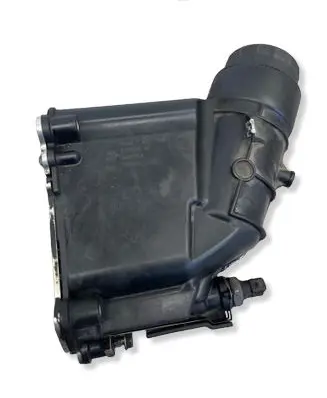 BMW 5 E60 E61 Oil filter mounting bracket 7807799 51750610