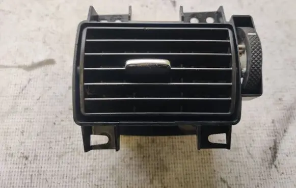 Ford Transit Dash center air vent grill 8C1119C682AA