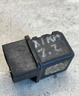Nissan X-Trail T30 Other relay