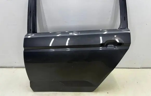 Volkswagen Touran III Rear door 5TA833311P