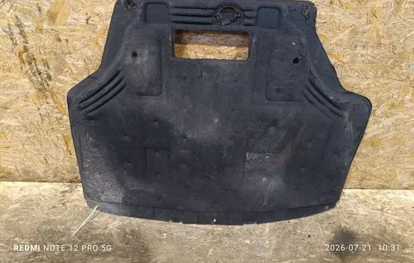 Ford B-MAX Engine splash shield/under tray