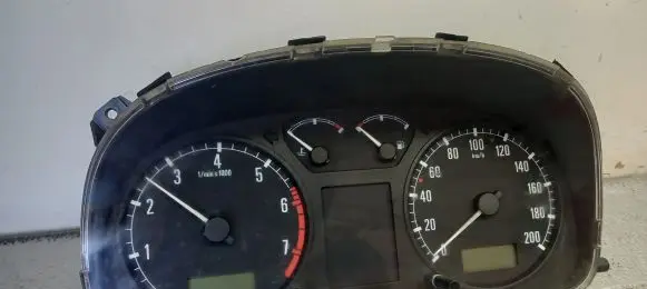 Skoda Octavia 985 Speedometer (instrument cluster)