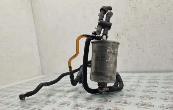 Audi A4 S4 B7 8E 8H Fuel filter 059130300BT