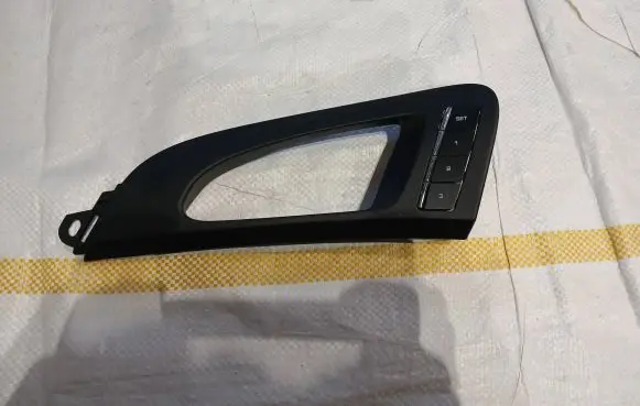 Porsche Cayenne (92A) Other front door trim element 7P5837247A