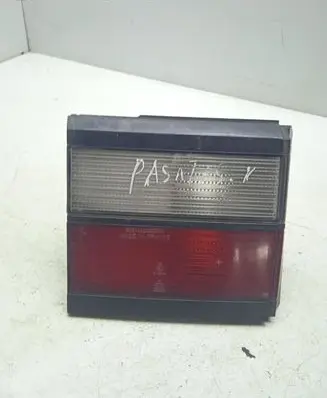 Volkswagen PASSAT B3 Tailgate rear/tail lights 333945107