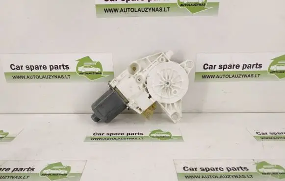 Mercedes-Benz ML W164 Front door window regulator motor 2518200742 0130822273