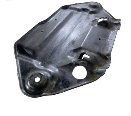 Jeep Grand Cherokee Engine splash shield/under tray 68187867AB