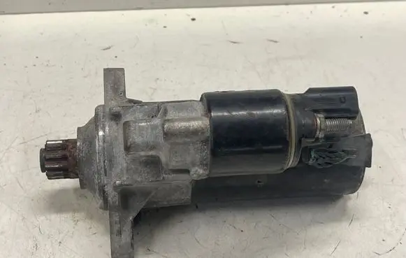 Volkswagen PASSAT B6 Starter motor