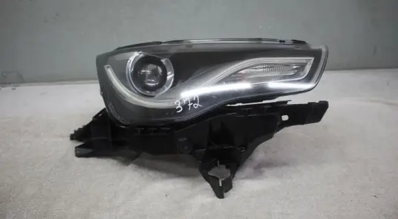 Audi A1 Headlight/headlamp