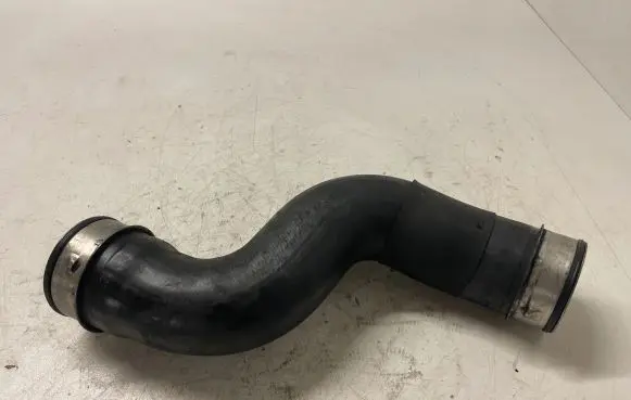 Mercedes-Benz E W211 Intercooler hose/pipe A2115282882